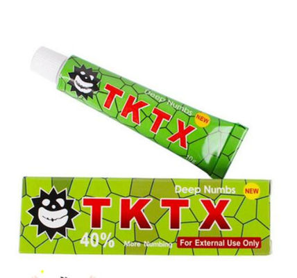 Kleine Tätowierung beruhigen die aktuelle betäubende einzeln verpackte Creme